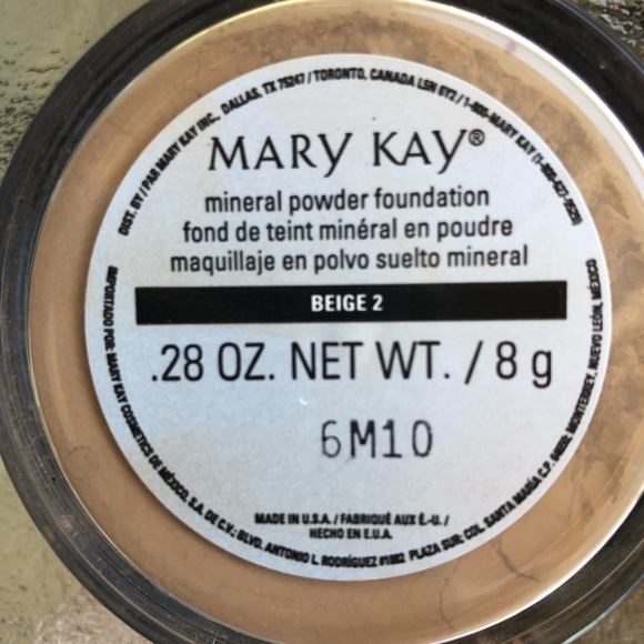 Makeup - Picture 5 of 5